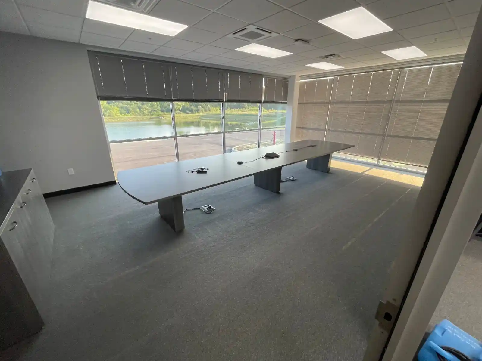 office cleaning services