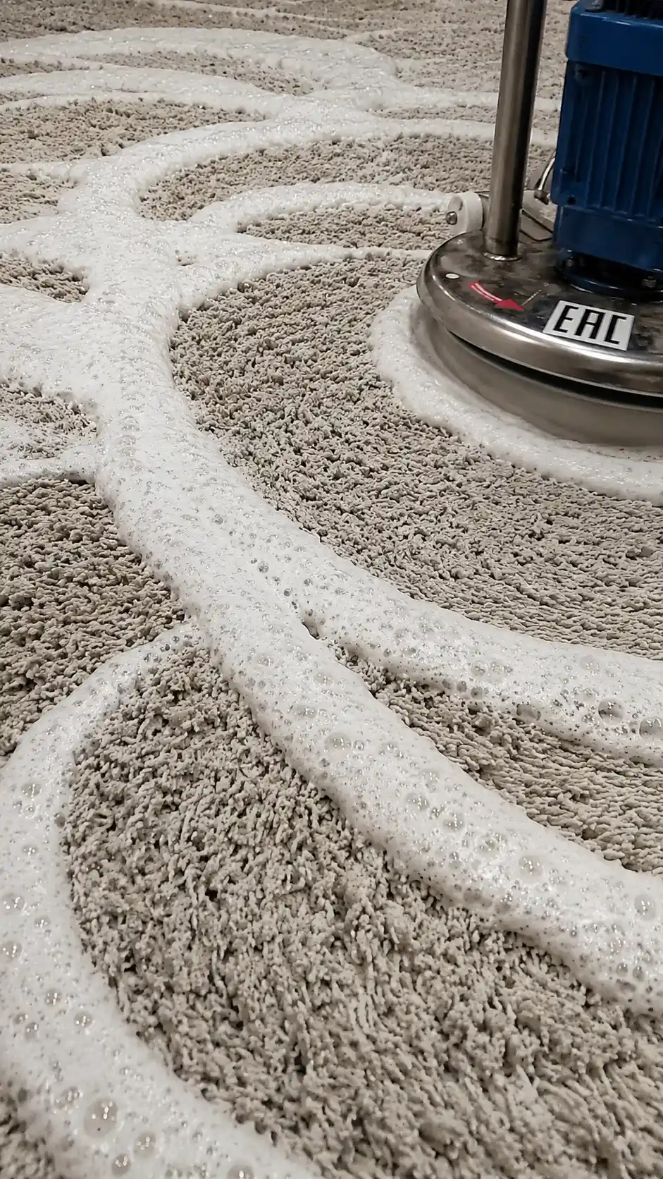 Carpet Shampooing Built Around Routine Maintenance (2)