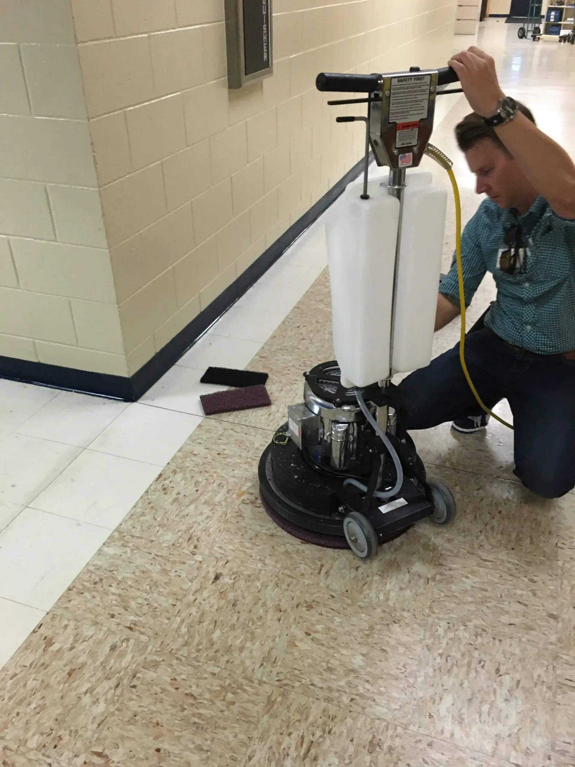 Why Choose Green’s Custom Clean for Commercial Floor Care?
