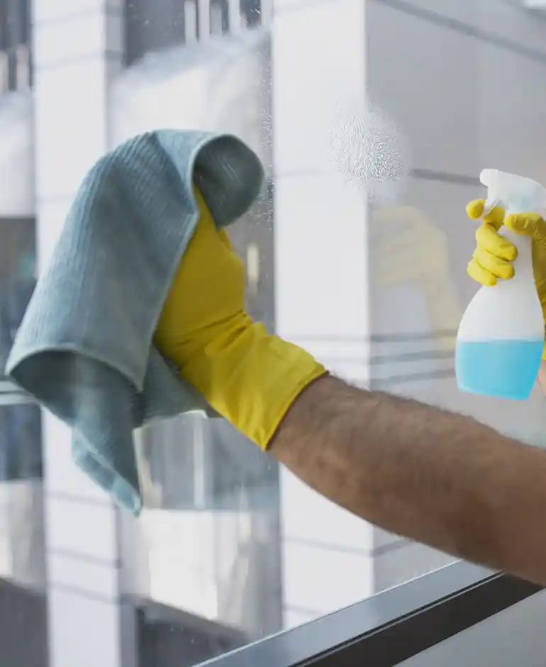 Interior Window Cleaning vs. Commercial Window Cleaning