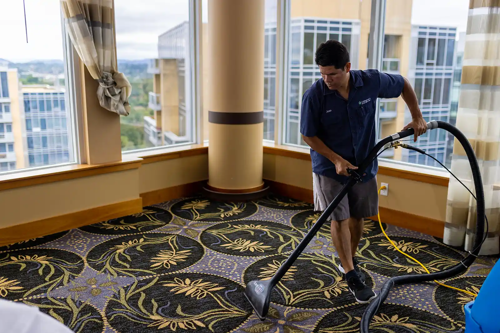 Residential Cleaning vs. Commercial Cleaning