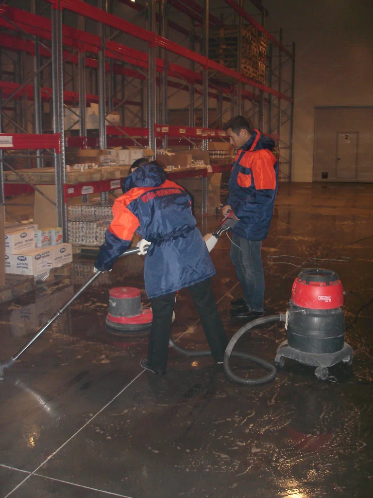 Warehouse Cleaning in a Real Cincinnati